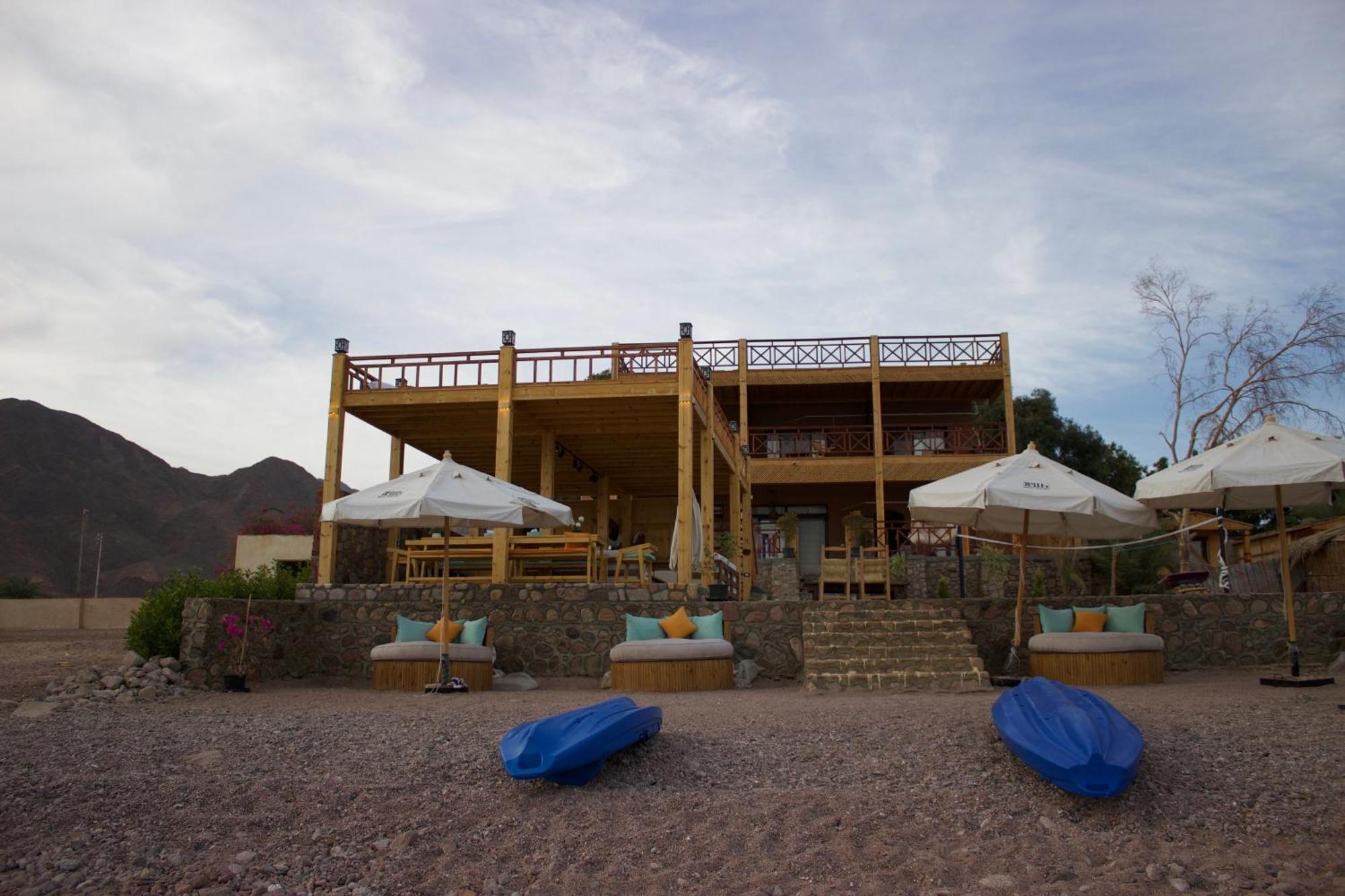 Beit Tolba Nuweiba Hotell Exteriör bild